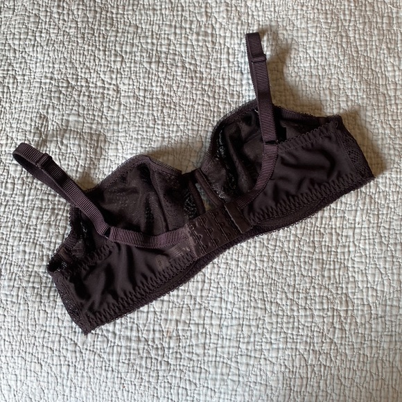 Huit 8 bra/high-waisted panty set - Picture 3 of 9